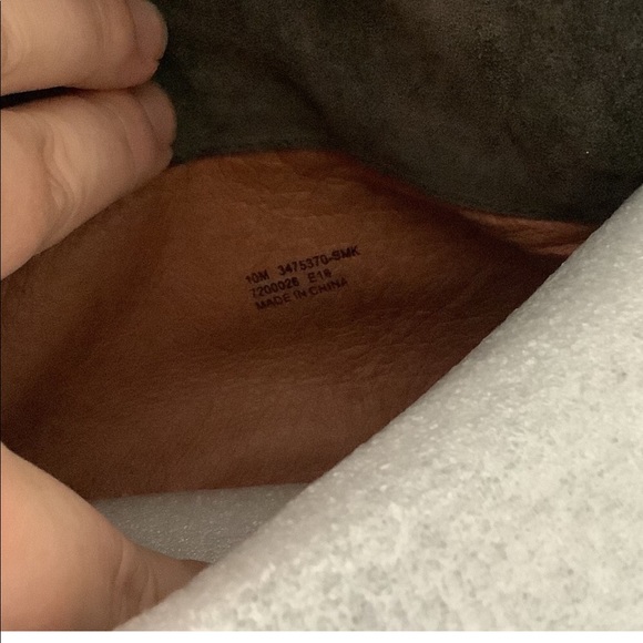 RARE NIB Frye Clara Over the Knee Suede Boots in Smoke Size 10 - Picture 7 of 7